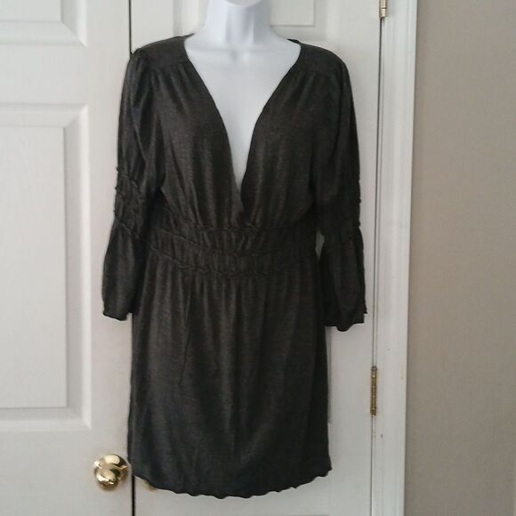 Max Studio  gray high waisted  super low cut v neckline  Sz L NWOT - Picture 1 of 7